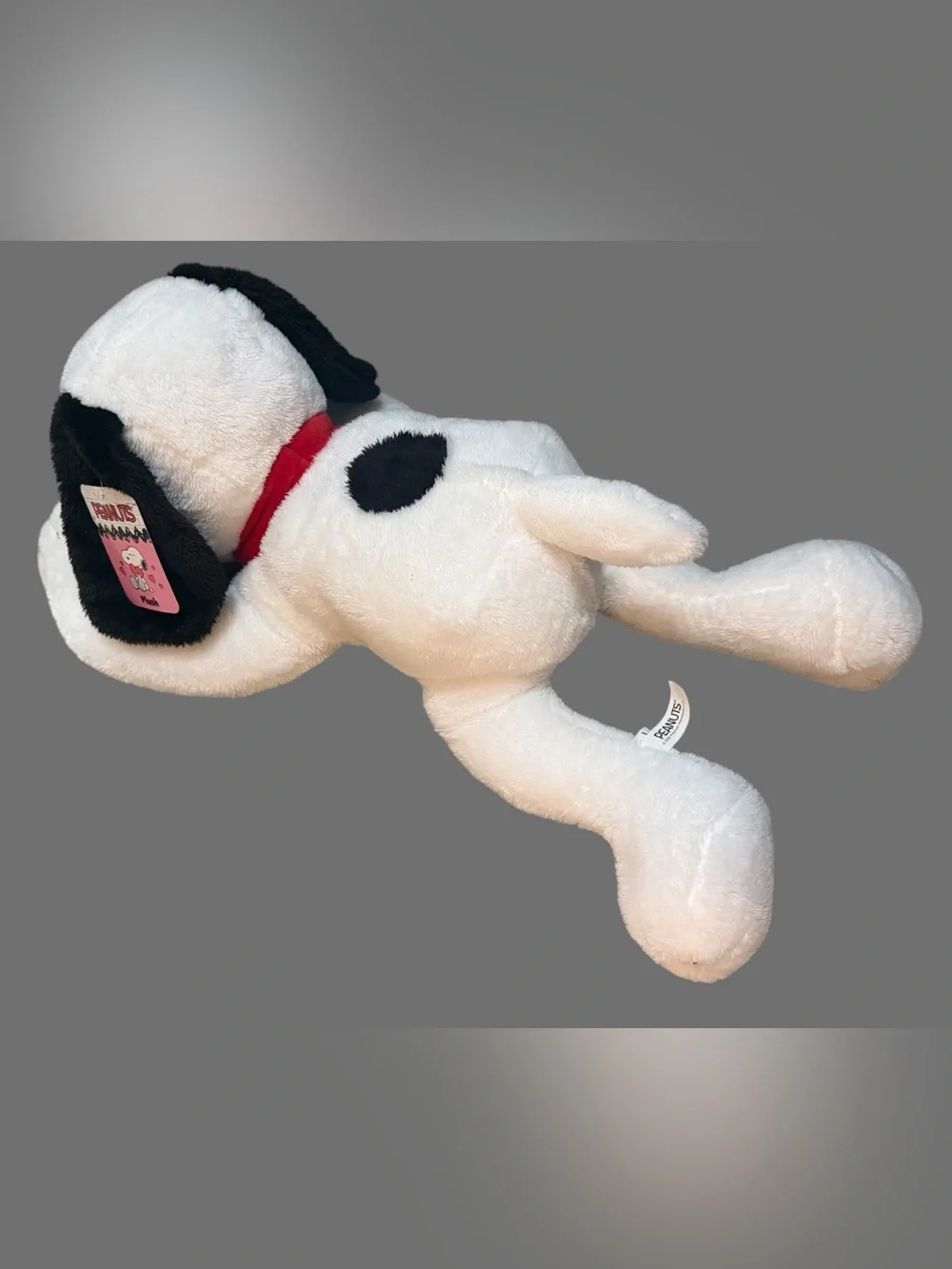 New W/ Tags! Peanuts 21” Lying Snoopy Plush & Snoopy / Woodstock Enamel Keychain